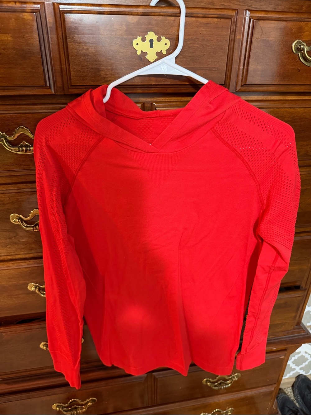 Zyia Women's Red Hooded Performance Pullover